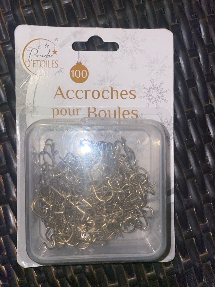 Accroches pour boules de sapin