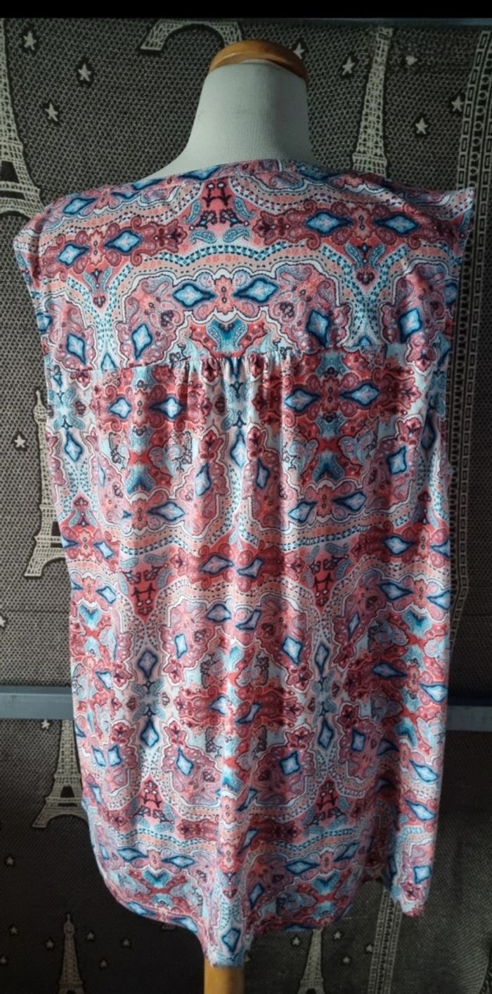Blouse à motifs taille 50-52 - photo numéro 4