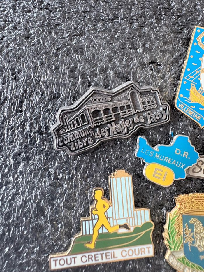 Lot 7 pin’s ville de banlieue parisienne - photo numéro 2