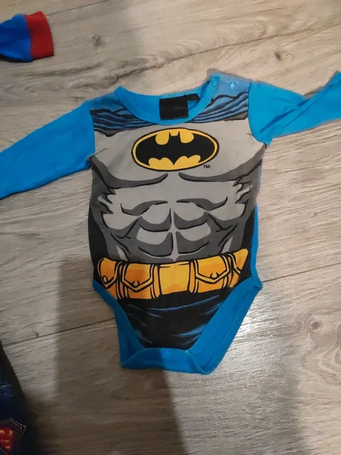 Lot superman super baby 3 mois - photo numéro 4
