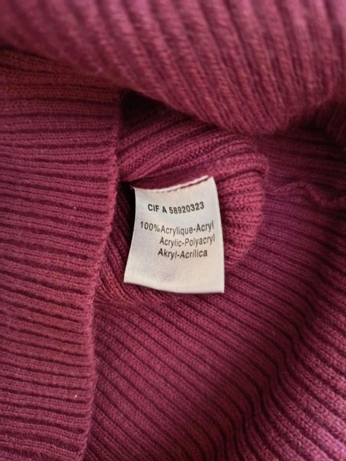 Pull femme col montant. (D71) - photo numéro 2