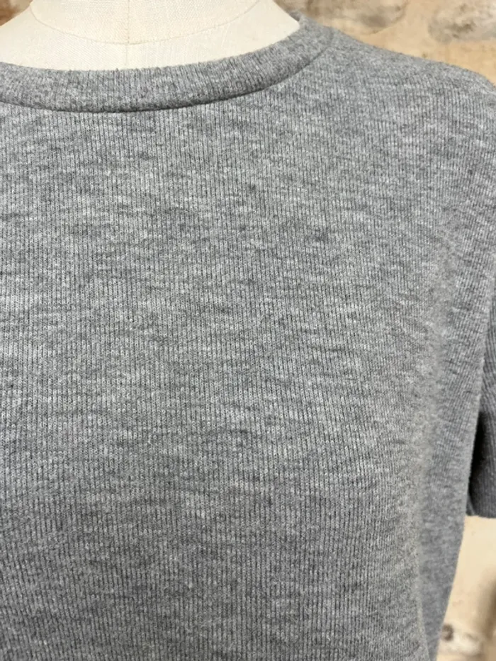 Bershka - T-shirt gris clair côtelé style manches ballons - photo numéro 3