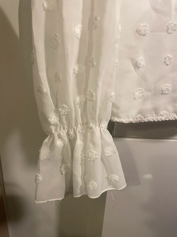Blouse blanche - photo numéro 2