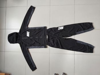 Survêtement M 10/12 ans