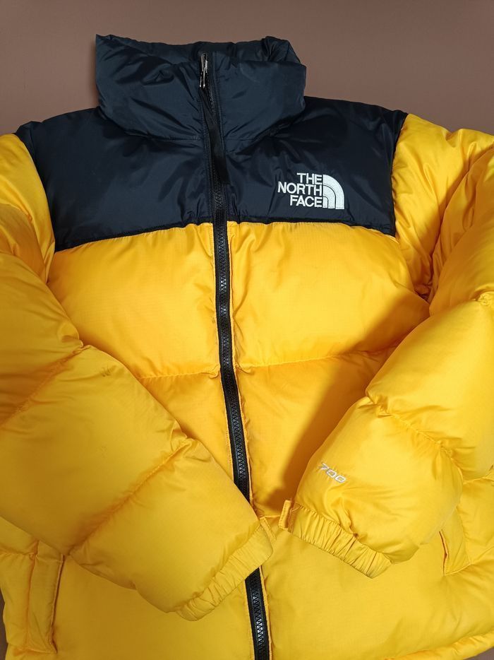 Doudoune The North Face Nuptse 700 - Jaune & Noir - Taille XS - photo numéro 1