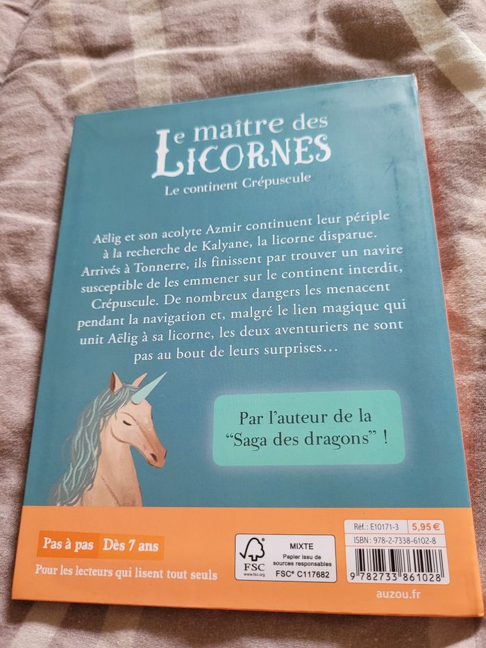 livre le maître des licornes le continent crépuscule (3,50e) - photo numéro 4