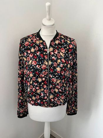 Blouson à fleurs Zara M