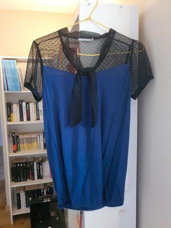 Blouse, neuve, 38.