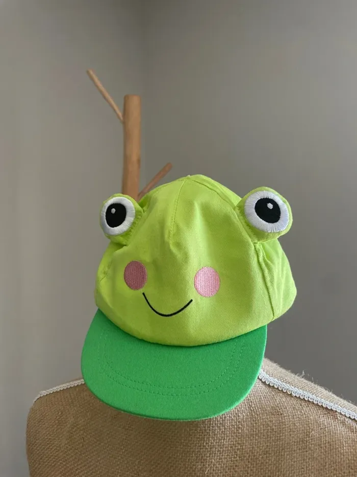 Casquette grenouille bébé