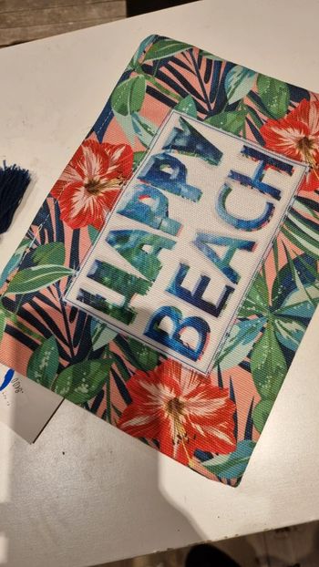 2 trousses pochettes rangement neuf  Happy Beach