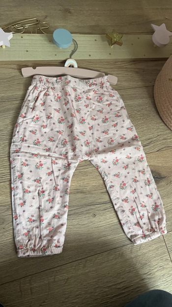 Pantalon 18 mois fleurie épais