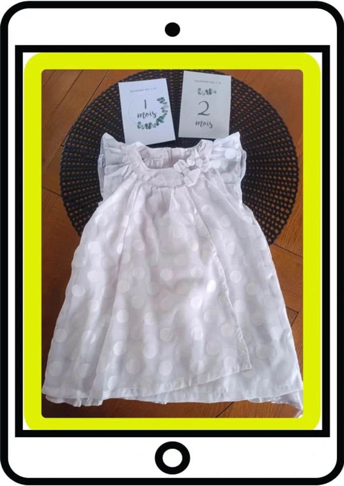 Robe 12 mois tape a l'oeil