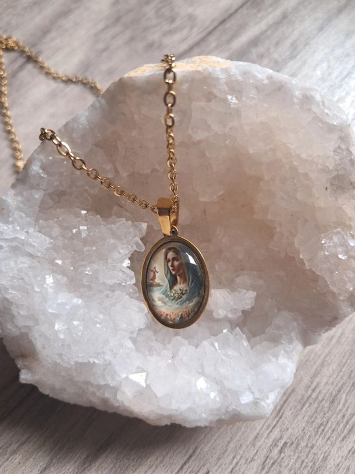 Collier médaillon vierge marie - photo numéro 2