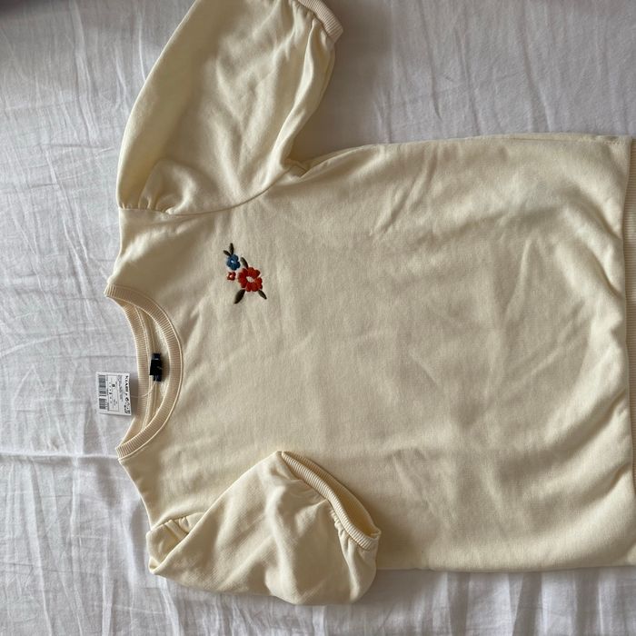Sweat shirt broderie fleur