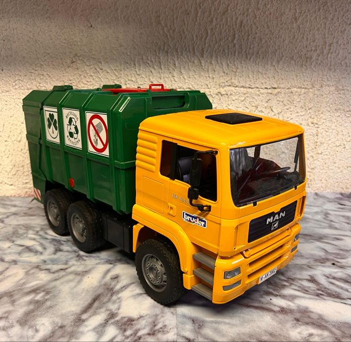 Camion poubelle Bruder - photo numéro 4
