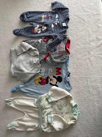 Lot 4 pyjamas bébé garçon 1 mois – Disney & autres