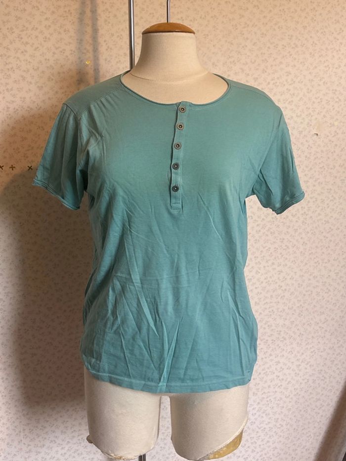 T shirt taille 38 marque devred