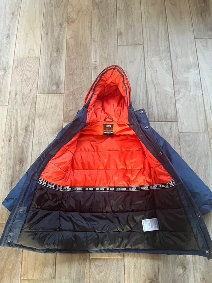Manteau 10 ans en très bon état - photo numéro 2
