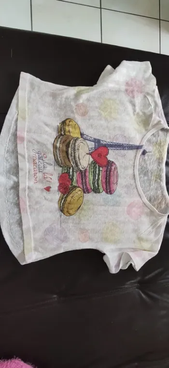 Top haut taille unique macaron