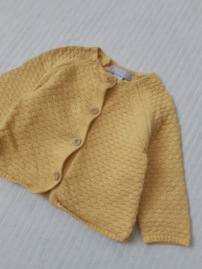 Gilet en maille jaune 68 cm Primark - photo numéro 2