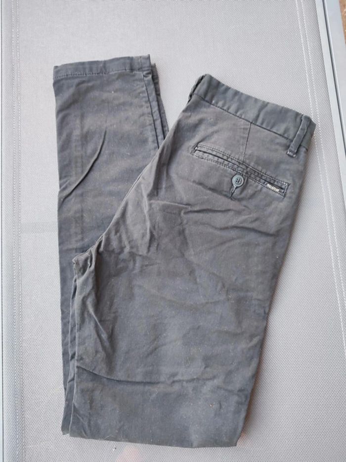 Pantalon homme Pull&Bear taillr 36 - photo numéro 2