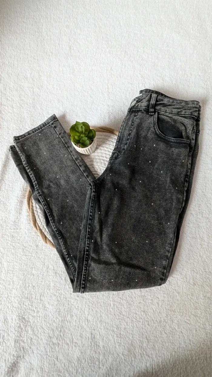 🩶 Jean mom strass Kiabi – 36/S