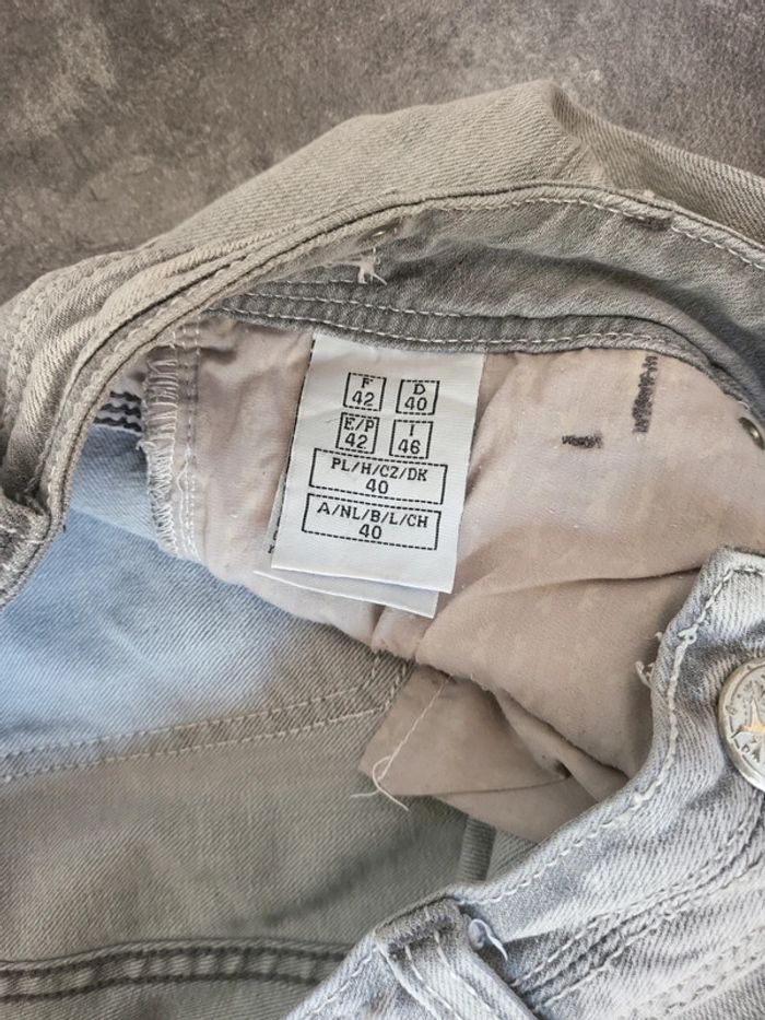 Pantacourt 7/8ème femme 40/42 très bon état LMV - photo numéro 3