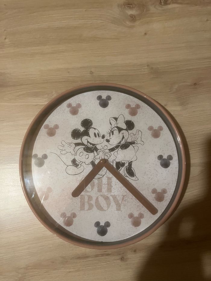 Horloge Mickey Minnie rose dorée
