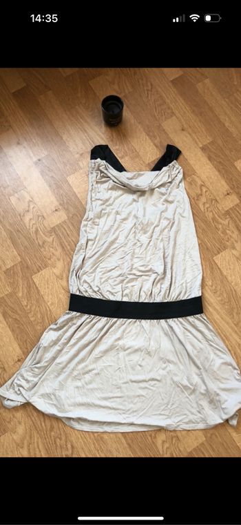 Robe d’été de grossesse courte dos nu