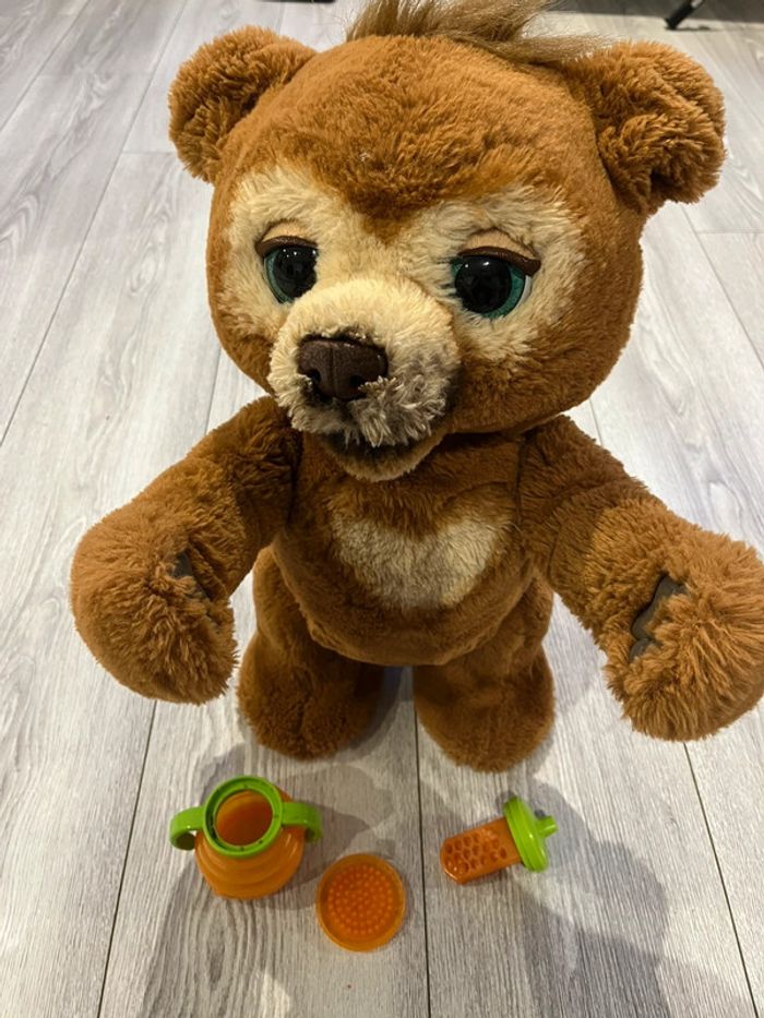 Cubby l’ours curieux - photo numéro 2