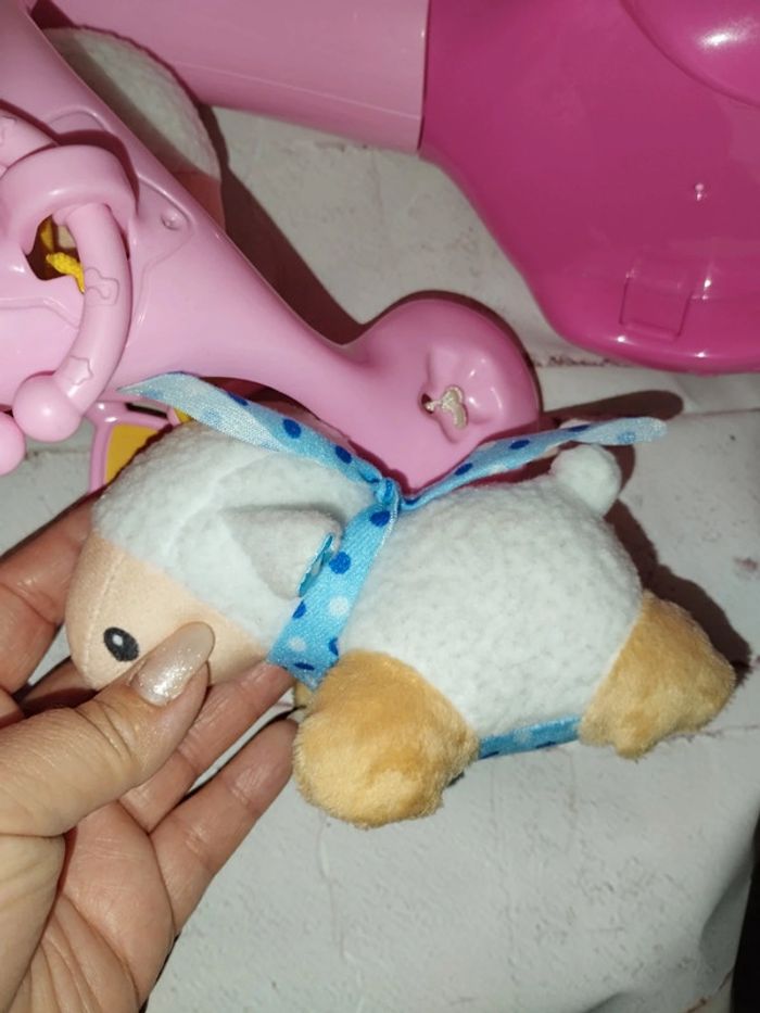 Mobile eveil mouton rose - photo numéro 2