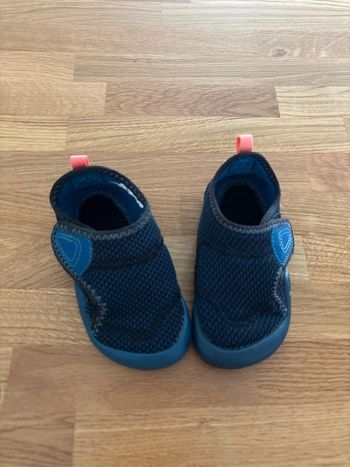 Chaussons antidérapants queshua 24/25 garçon