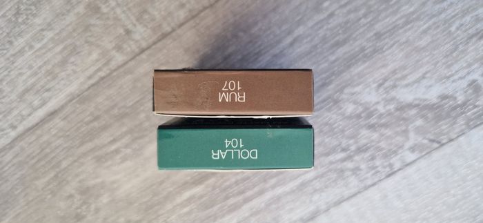 Lot de deux ombres à paupière mesauda