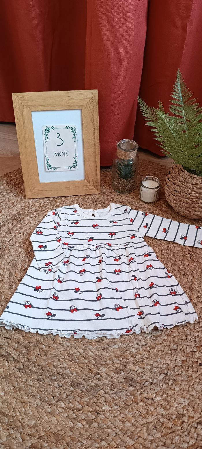 Robe Minnie 3 mois parfait état