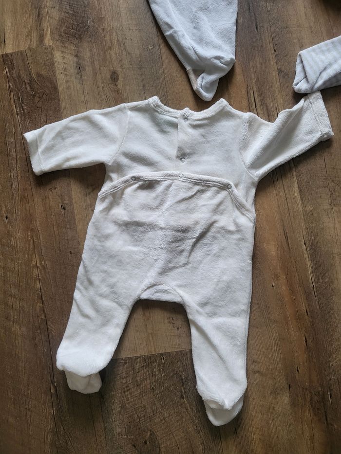 Lot 4 pyjama 1 mois - photo numéro 3