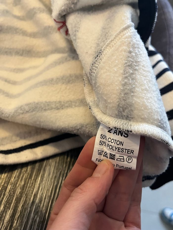 Gilet marinière à capuche 2 ans - photo numéro 5