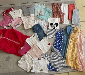 Lot de vêtements fille 8 ans (lot 2)