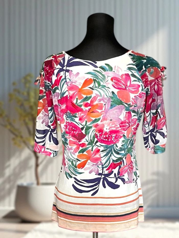 Top fleuri avec strass Swarovski – Linea Cinque Taille S - photo numéro 3