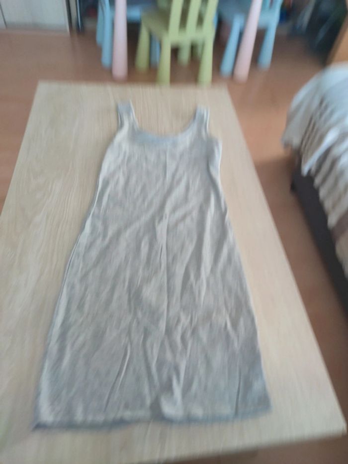 Robe moulante XS 14 ans - photo numéro 2