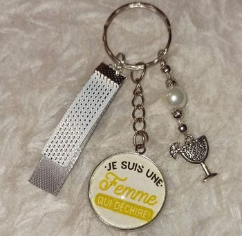 Cadeau épouse, porte clé message bijoux de sac " femme qui déchire "