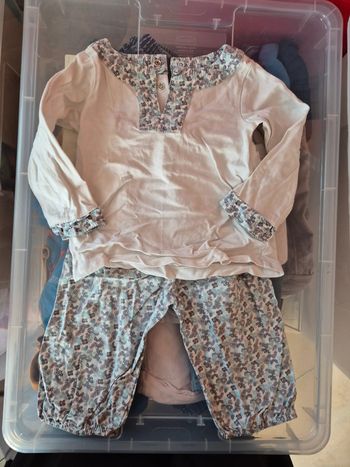 Ensemble pantalon t-shirt à longue manche