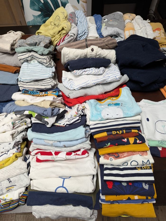 Lot vêtements 9 mois garçon - photo numéro 3
