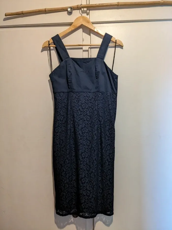 Robe moulante sortie de collection - bleue fleurie.