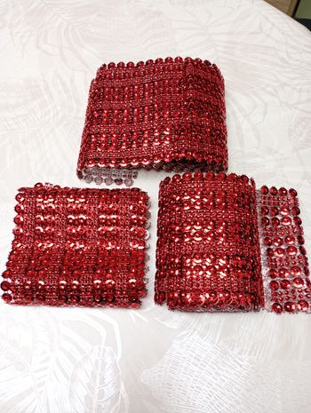 Lot chemins de table brillants