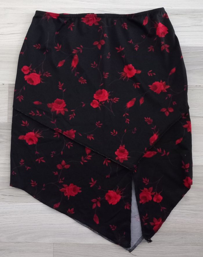 Jupe femme à motifs à fleurs Pimkie taille 38 - photo numéro 1