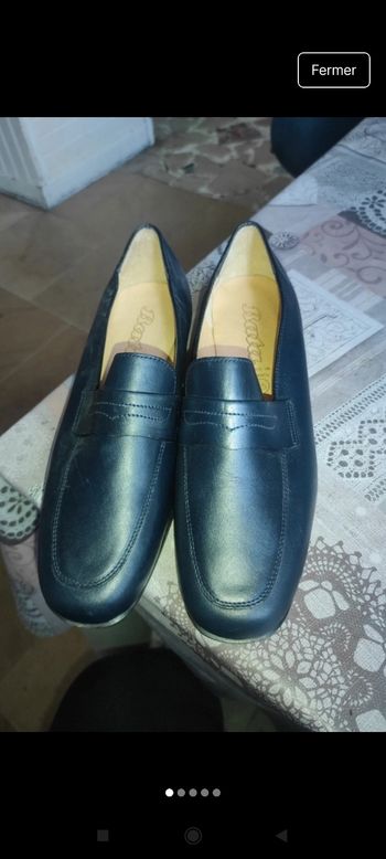 Très belle chaussures neuf ch4