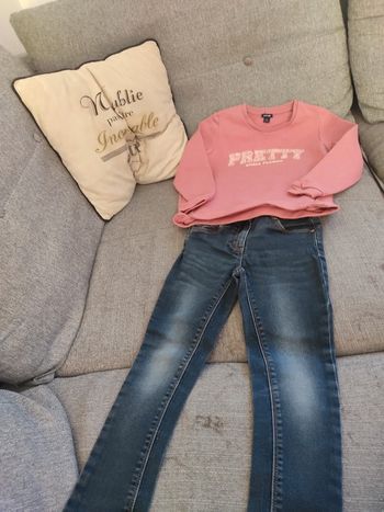Jean + pull taille 5 ans