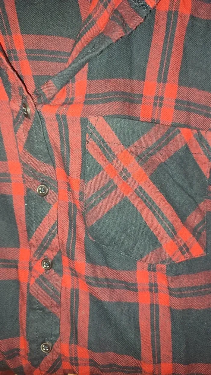 Chemise carreaux noir et rouge manches longues - photo numéro 4