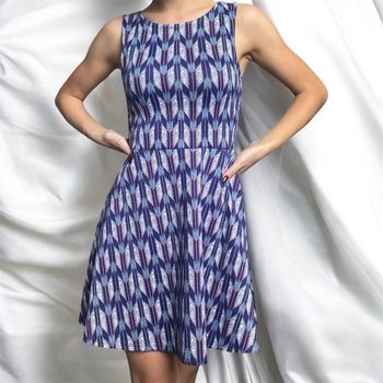 Robe courte motif ethnique colorée