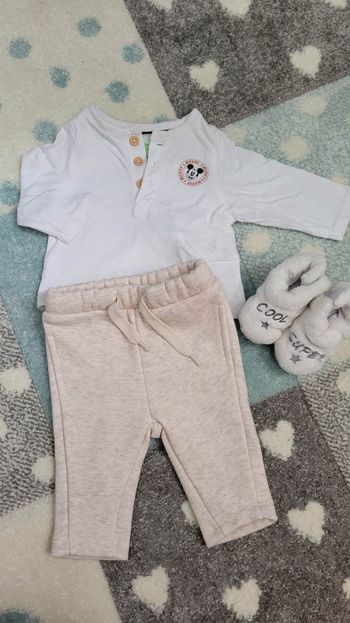 Ensemble 1 mois + chaussons